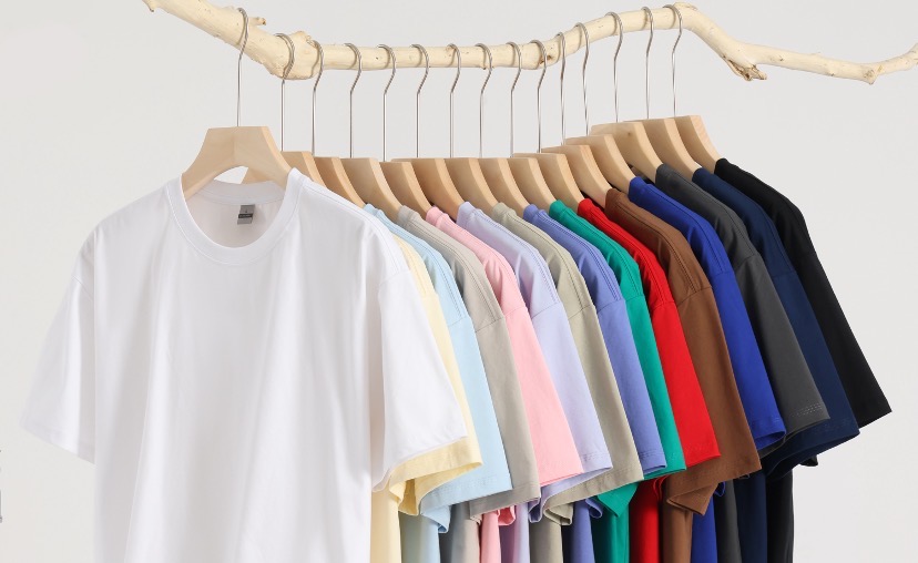 夏季工作服定做选T恤衫还是POLO衫？